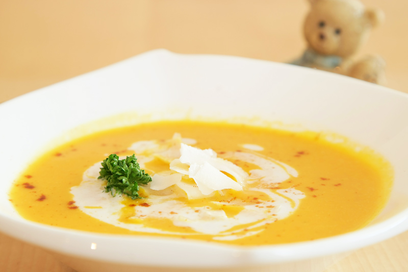 Karotten-Ingwer Suppe mit Kokosmilch